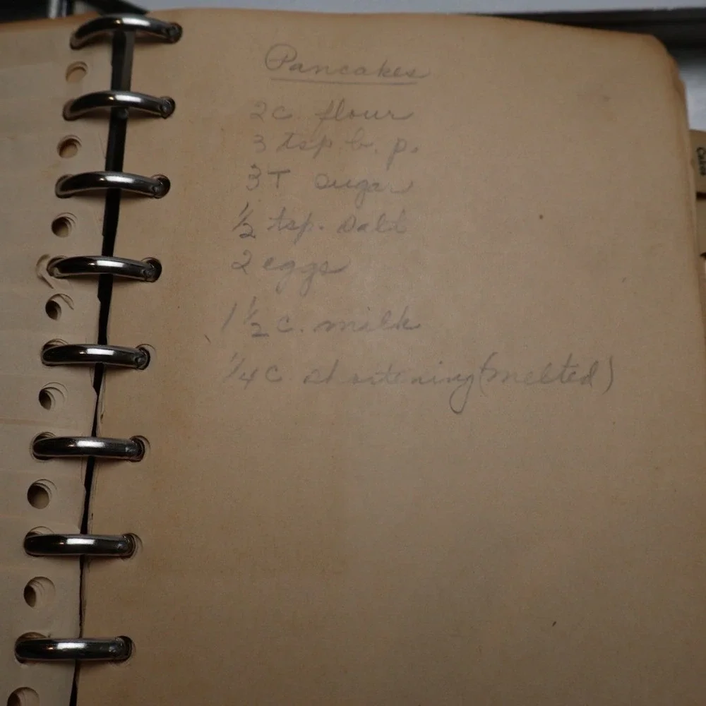 Balanced Recipes Cook book Pillsbury Flour Mi1ls Co. 1933 Spiral First Edition